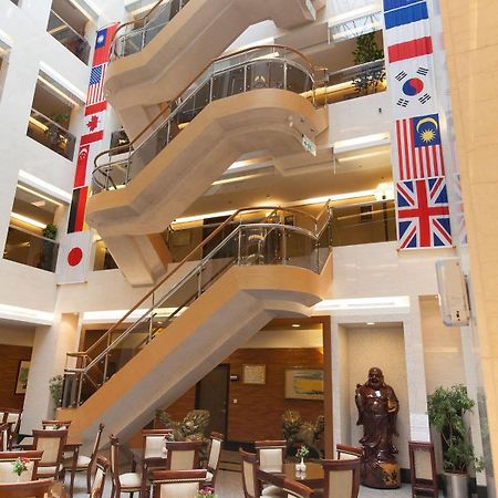 Check Inn Select Taipei Nangang Экстерьер фото