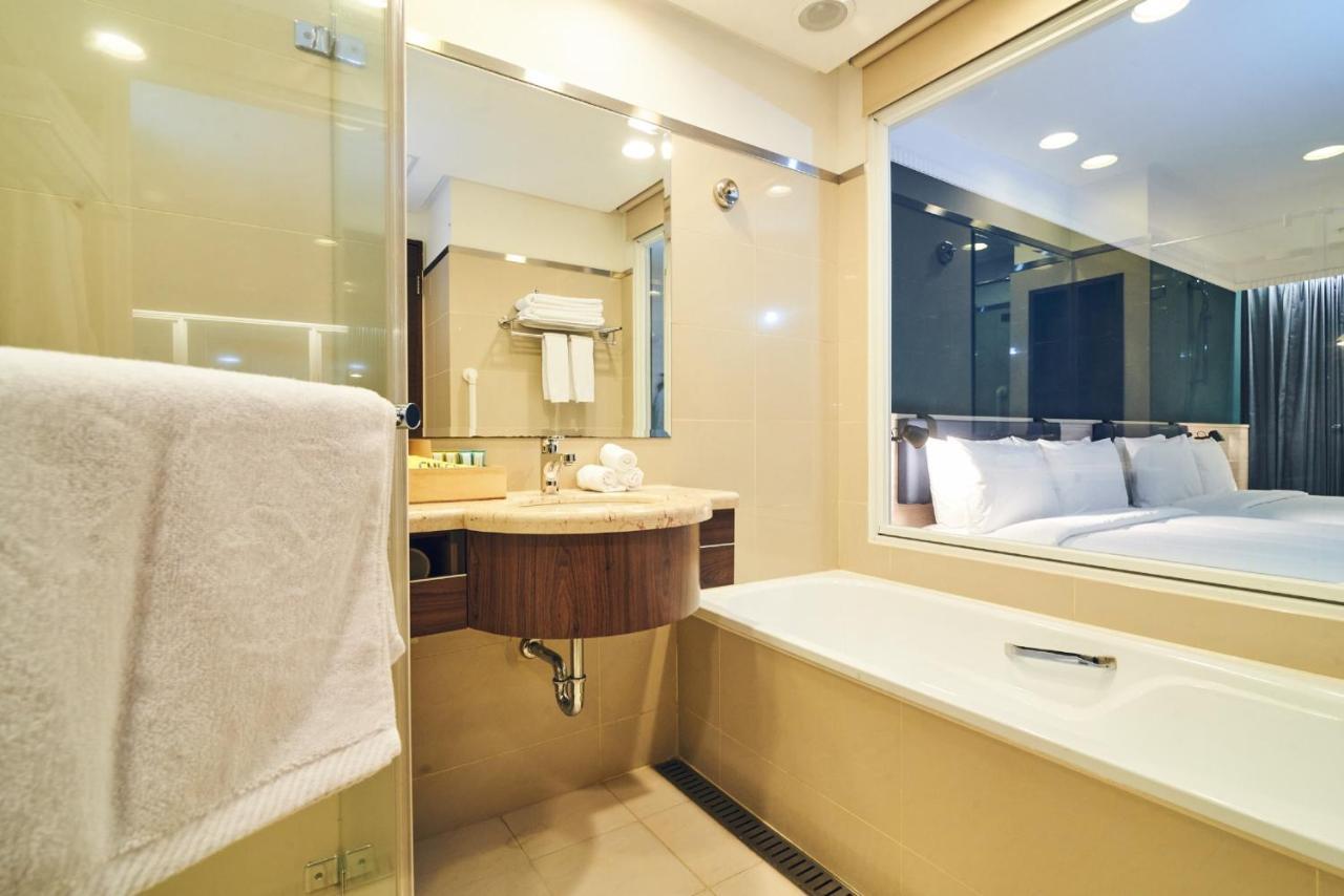 Check Inn Select Taipei Nangang Экстерьер фото