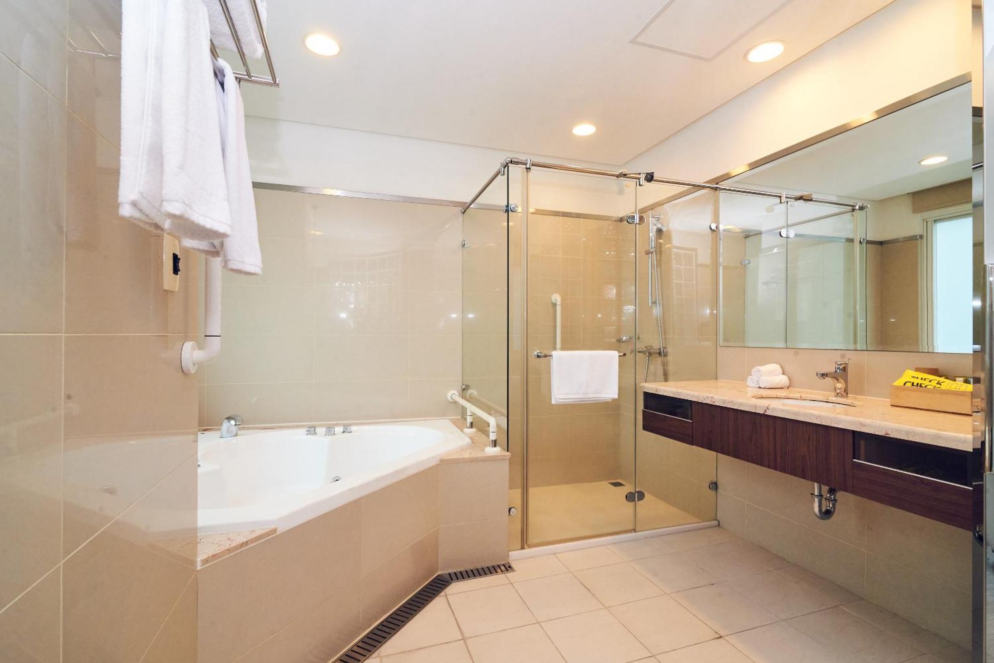 Check Inn Select Taipei Nangang Экстерьер фото