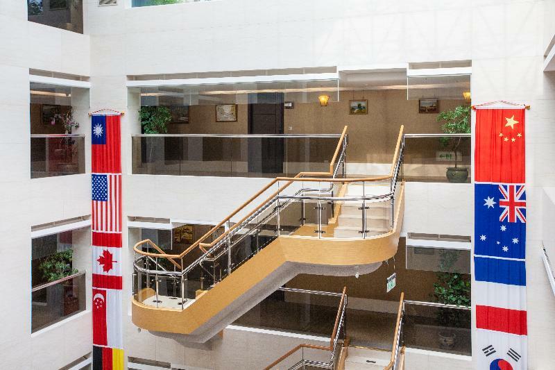 Check Inn Select Taipei Nangang Экстерьер фото